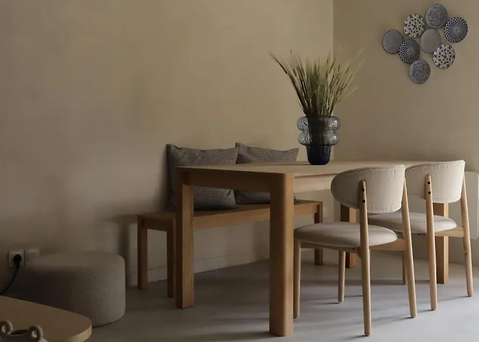 Sept, Un Ecrin En Centre-ville Creil